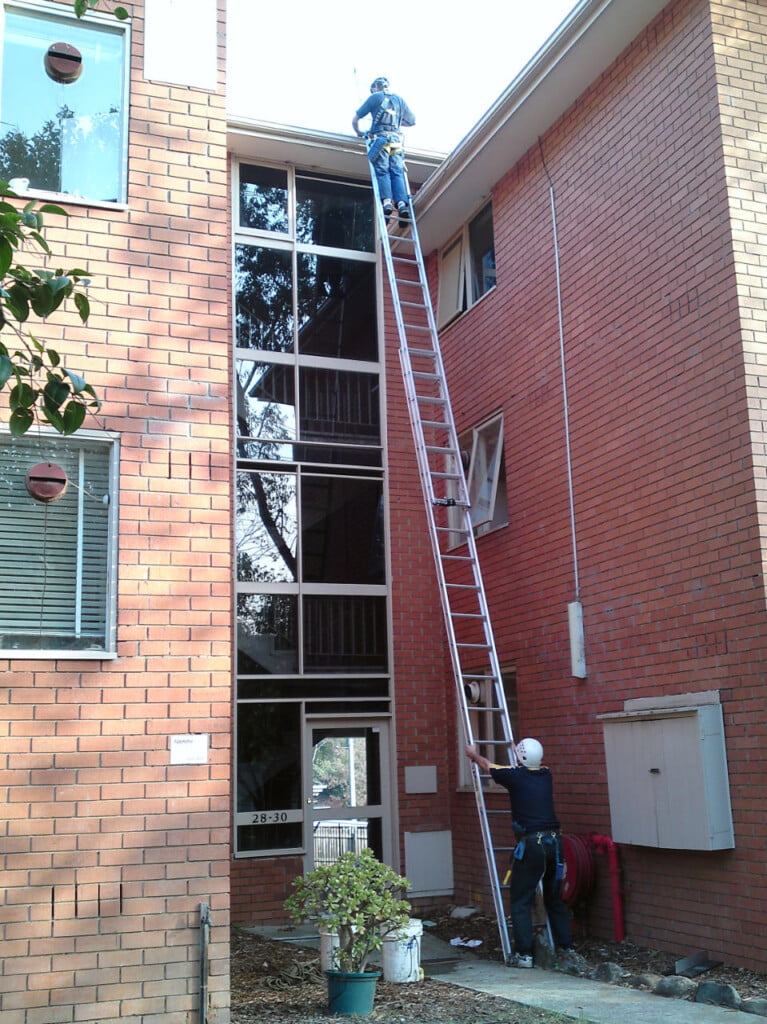 body corporate gutter cleaning 
